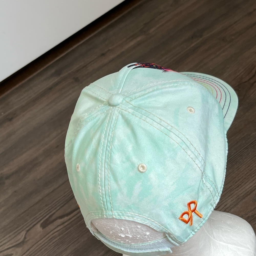Colorful Horse Design Cap - Picture 5 of 9